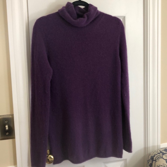 Ann Taylor Sweaters - Cashmere Ann Taylor purple sweater size M